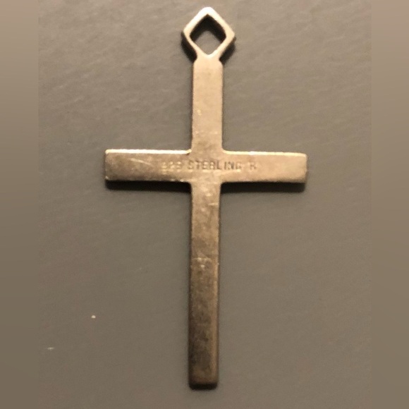 Sterling Silver Cross Pendant Stamped 925 - Picture 2 of 7
